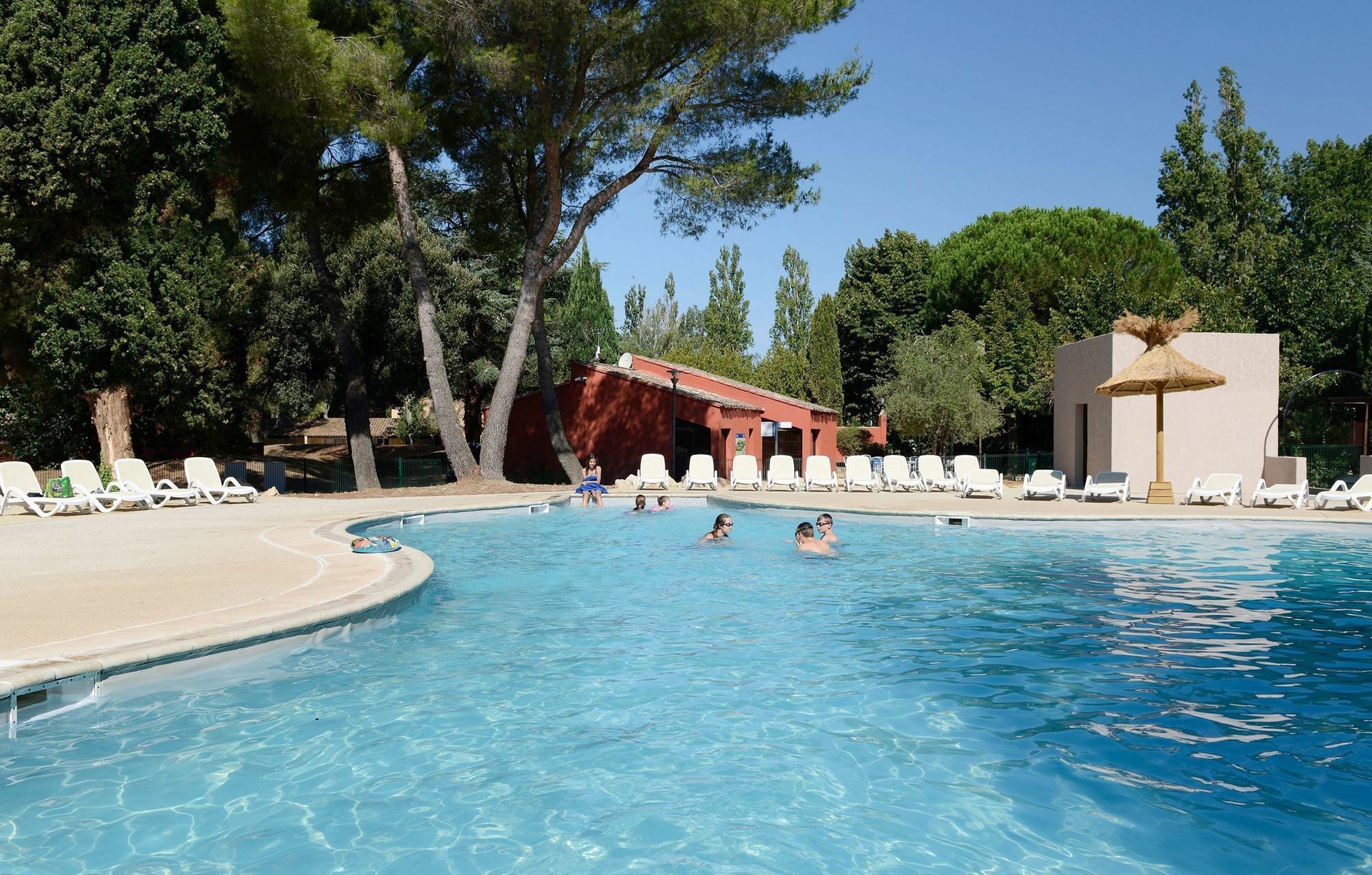 Residence Odalys Le Village Camarguais Les Gardians Arles Buitenkant foto