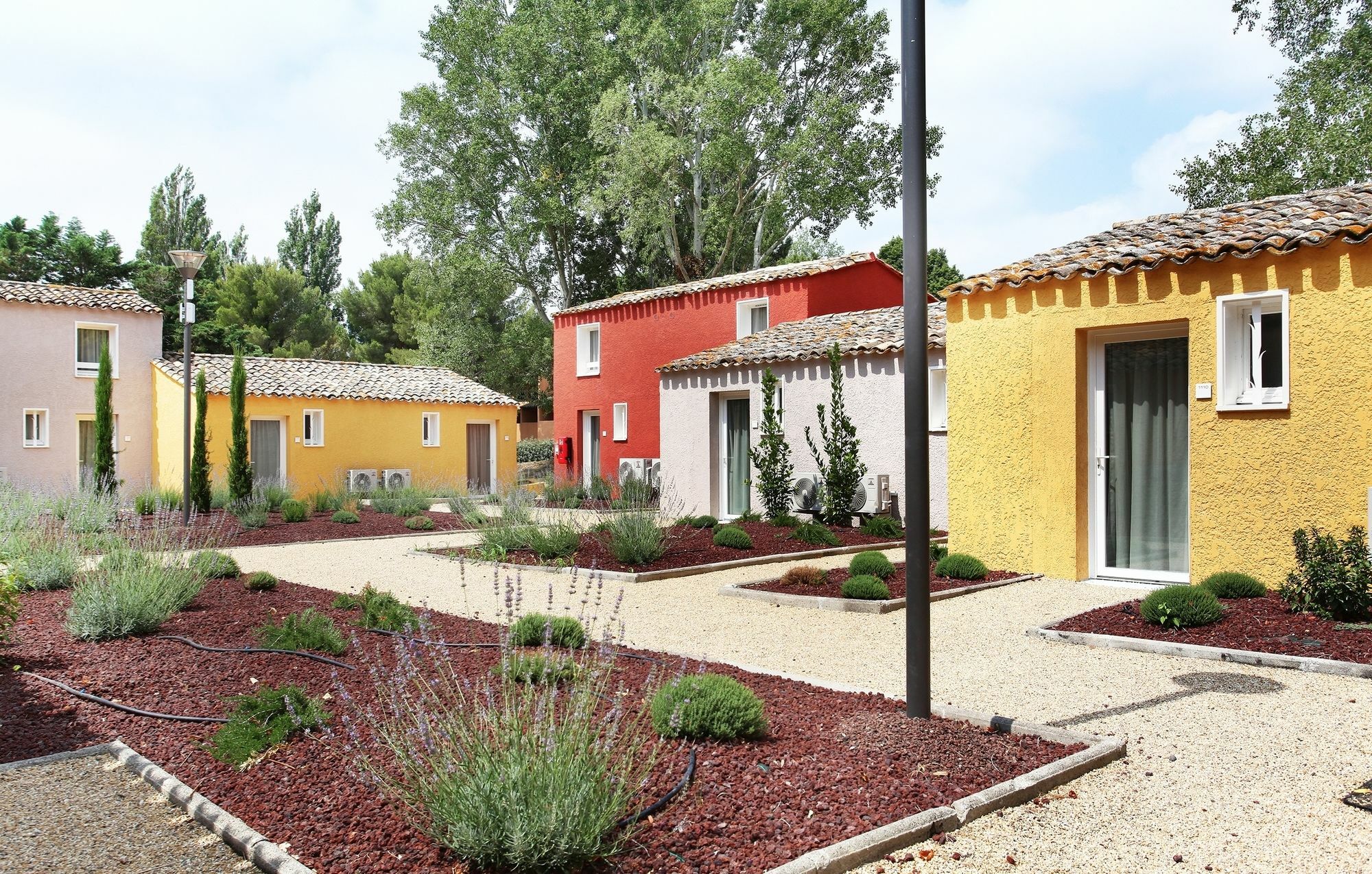 Residence Odalys Le Village Camarguais Les Gardians Arles Buitenkant foto