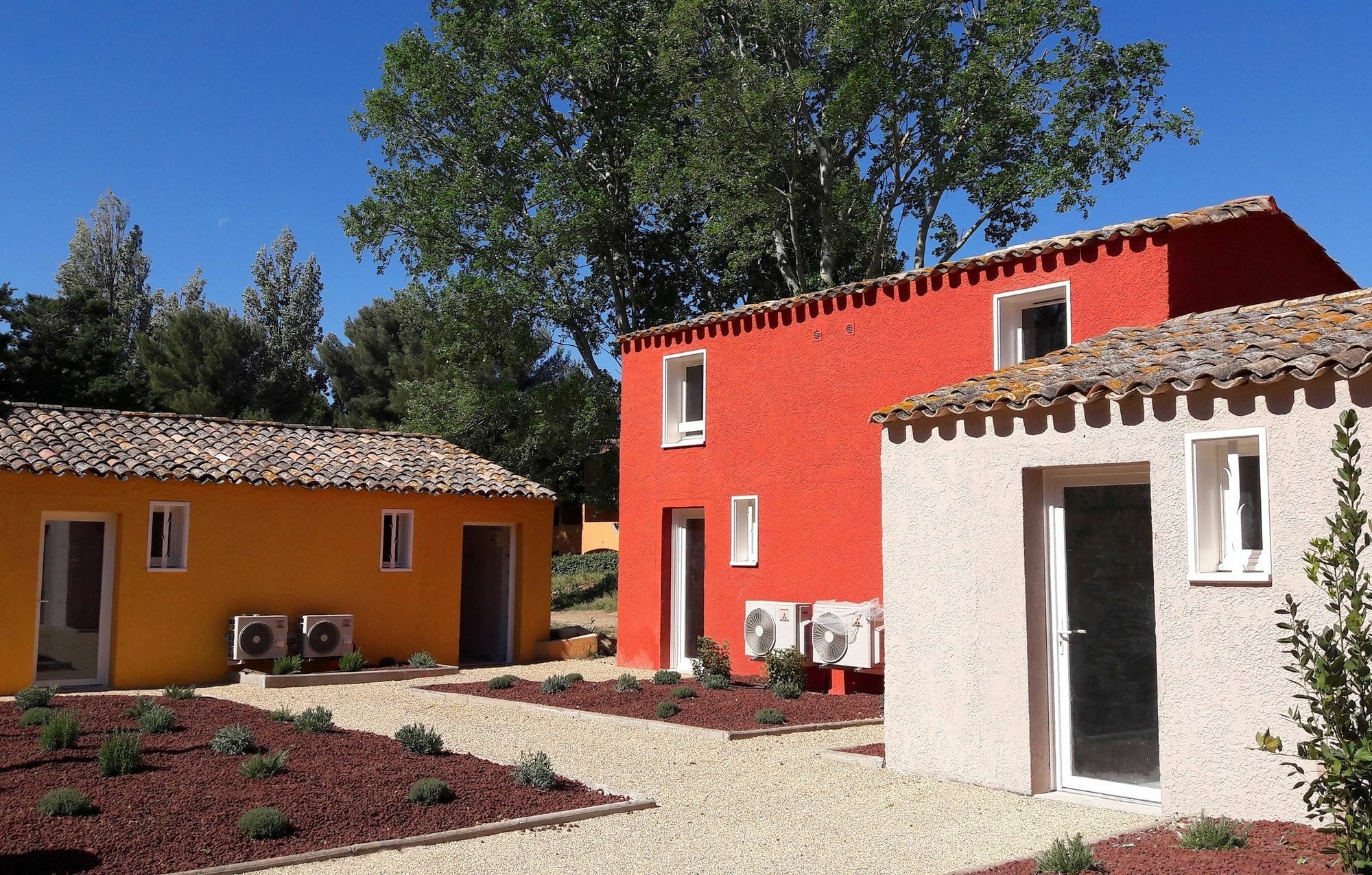 Residence Odalys Le Village Camarguais Les Gardians Arles Buitenkant foto